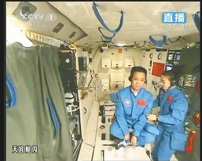 專家：太空授課計劃一年前開始籌備 難度高于美國