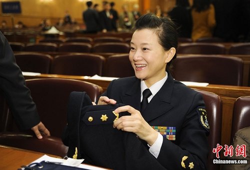 宋祖英升任海政文工團(tuán)團(tuán)長 著名作曲家證實(shí)