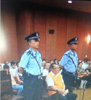 “表哥”楊達才受審照片曝光(圖)