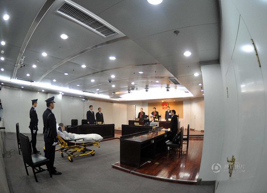 首都機(jī)場(chǎng)爆炸案案犯冀中星因爆炸罪獲刑6年