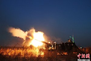 我軍舉行聯(lián)合戰(zhàn)役軍團(tuán)夜間渡海登陸作戰(zhàn)演習(xí)