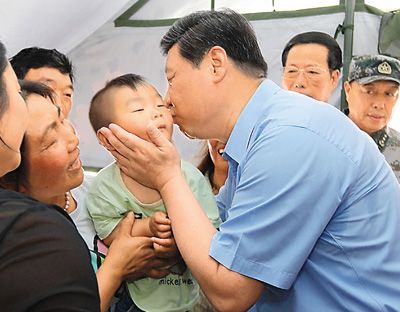 習(xí)近平親民廣獲贊譽(yù) 美媒稱領(lǐng)導(dǎo)中共魅力攻勢(shì)