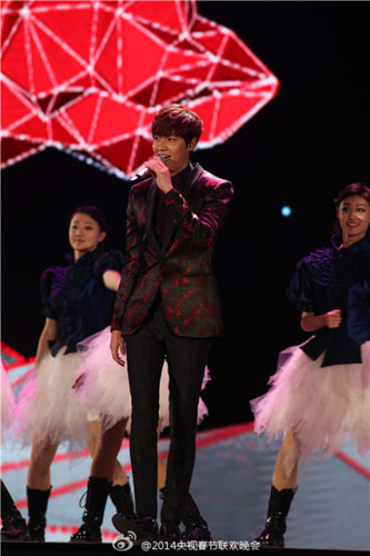 圖片來自于央視春晚微博