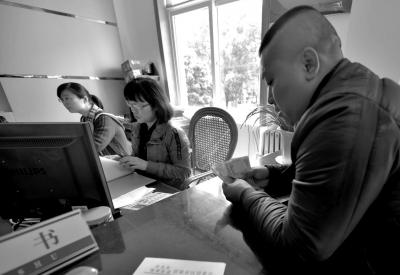 浙江奉化危樓坍塌幕后:官員自殺前守塌樓5天5夜