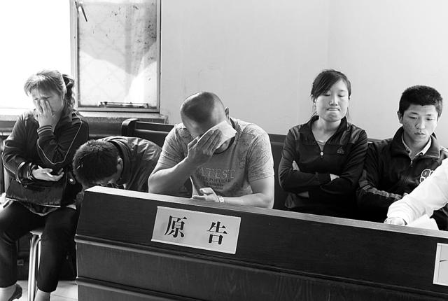 3名幼童污水坑溺亡 5被告均稱無責(zé)拒賠償