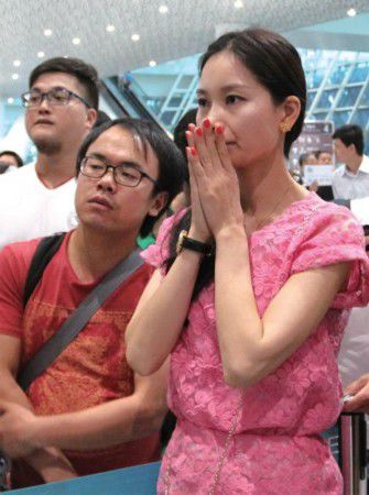 女子被拐25年 深圳機場重逢親生母親