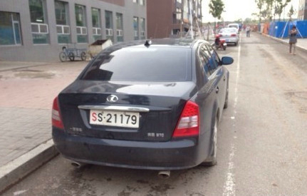 原文配圖：網(wǎng)傳所謂軍車。