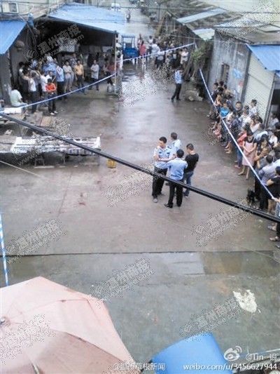 案發(fā)現(xiàn)場拉起警戒線。