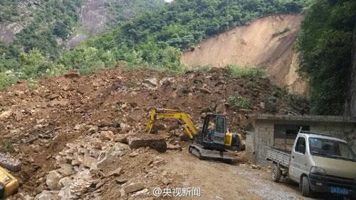 云南福貢發(fā)生山體滑坡事故 1人遇難15人失蹤