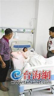 女子剁下7歲繼女右手 用棍子攪入糞坑底