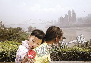 重慶：四歲娃患惡性腦瘤 夫妻租房等待捐獻(xiàn)遺體