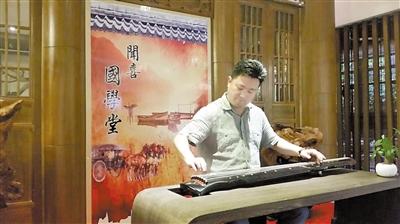 重慶另類餐廳 吃飯前請(qǐng)你先背古詩(圖)