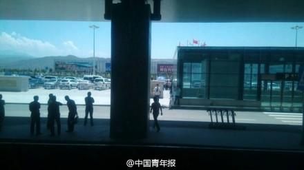 西寧曹家堡機場停車場發(fā)生爆炸 警察已封鎖現(xiàn)場