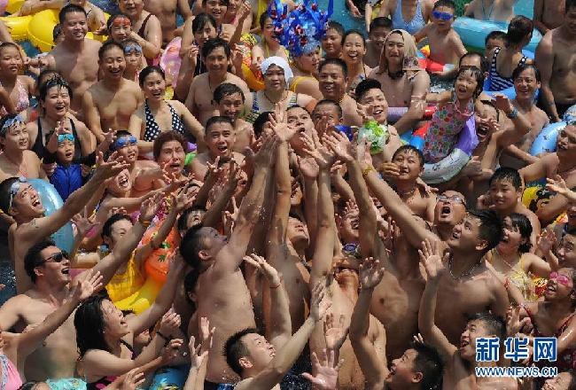 （社會）（1）秋老虎來襲 重慶發(fā)布高溫橙色預(yù)警