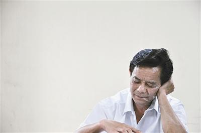 吳英父親因證據(jù)不足未被批捕 其否認(rèn)嫖娼指控