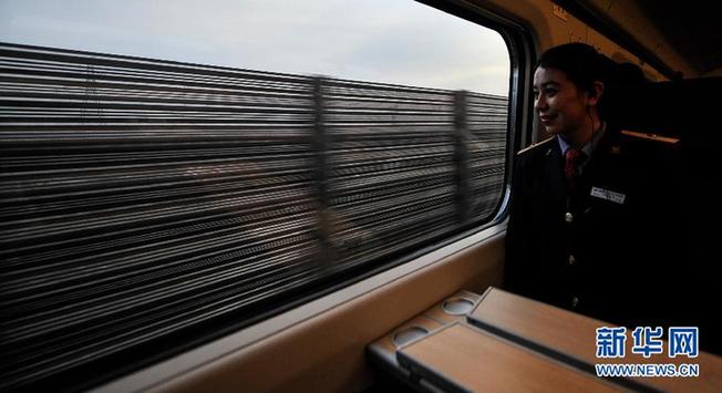 （社會）（3）探秘中國高鐵的“新疆之旅”