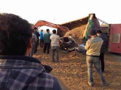 山東蓬萊發(fā)生車禍致12人遇難 包括多名幼兒(圖)