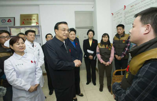 總理“傾聽(tīng)”艾滋患者的“秘密”