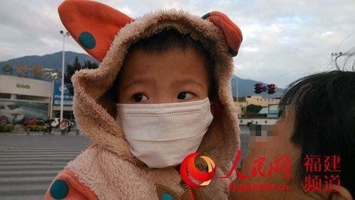 5歲女童疑因在醫(yī)院手術(shù)輸血感染艾滋 家庭陷困境