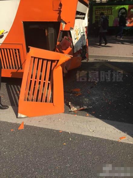 廣州發(fā)生公交車追尾事故 已致10人受傷