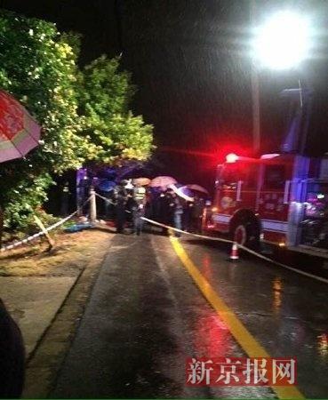 福州運鈔車墜入閩江 4名押運員生死不明(圖)