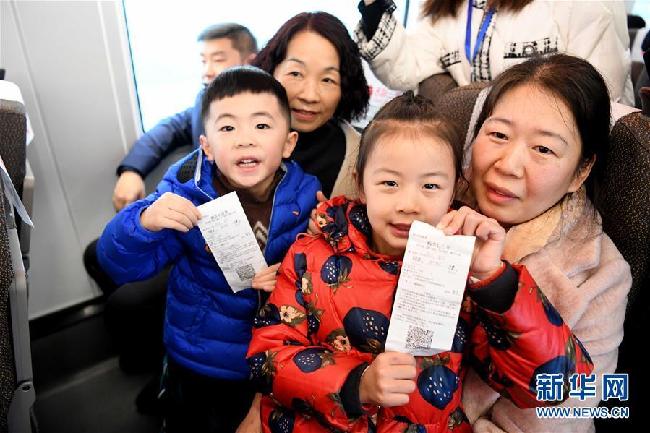 （經(jīng)濟）（3）京港高鐵商合段、鄭阜高鐵開通運營