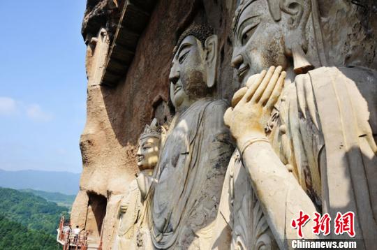 麥積山石窟60余年保護(hù)傳統(tǒng)與現(xiàn)代技術(shù)“留真顏”