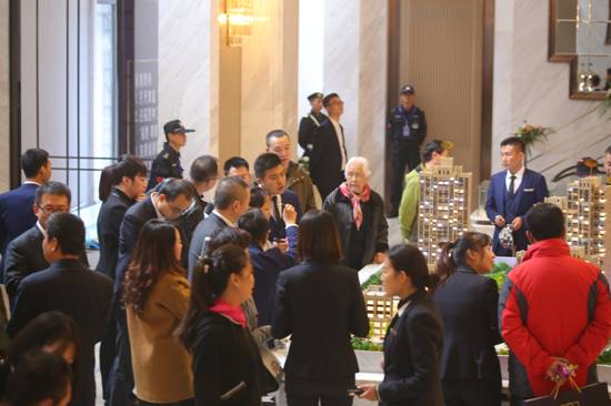 說明: F:\工作\2017.10\福迪瑞府\10.14\照片\IMG_7737.JPGIMG_7737