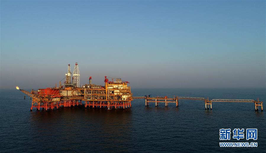 （新華全媒頭條·七樂無窮·團(tuán)圓·圖文互動）（5）這一刻，讓家國情懷盡情綻放