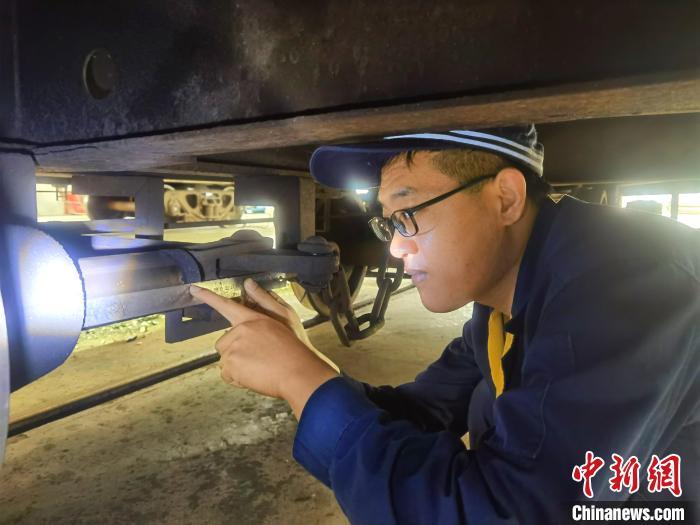 守護(hù)鐵路貨車(chē)車(chē)輛“心臟”的“診療師”