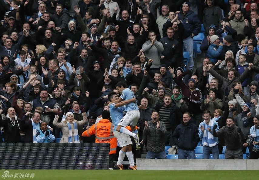 阿圭羅盡情歡慶