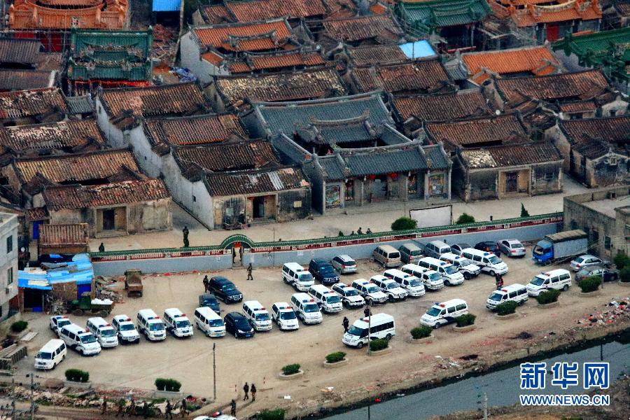 （法制）（1）廣東警方“清剿”制毒“第一大村”　繳獲冰毒近3噸 