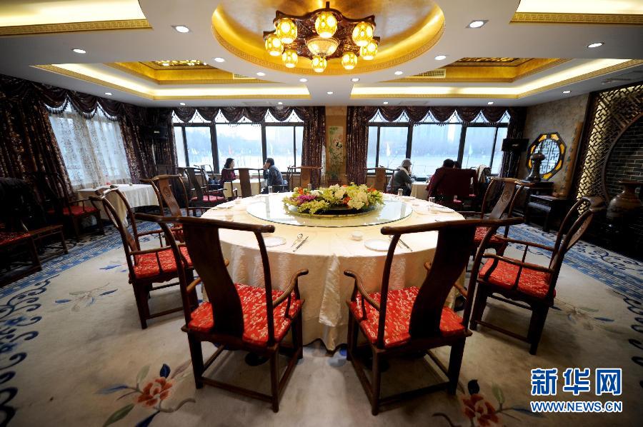 （城鄉(xiāng)熱點）（2）北京整治“會所中的歪風(fēng)”　公園內(nèi)私人會所一律關(guān)閉