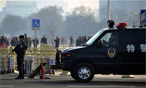 全面出擊 兩會(huì)安保最酷特警車上陣