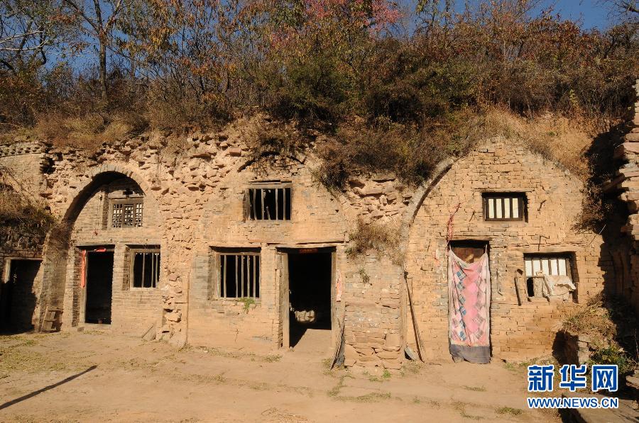 （中國網(wǎng)事·感動2014·圖文互動）（6）九旬母親隱居深山照顧智障兒　相依為命60年